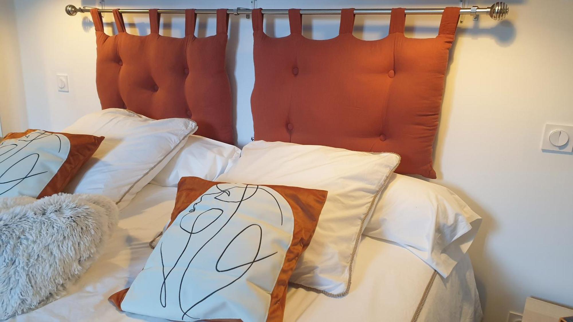 Love Room- Spa- Escale Amoureuse Puygaillard-de-Quercy Ngoại thất bức ảnh