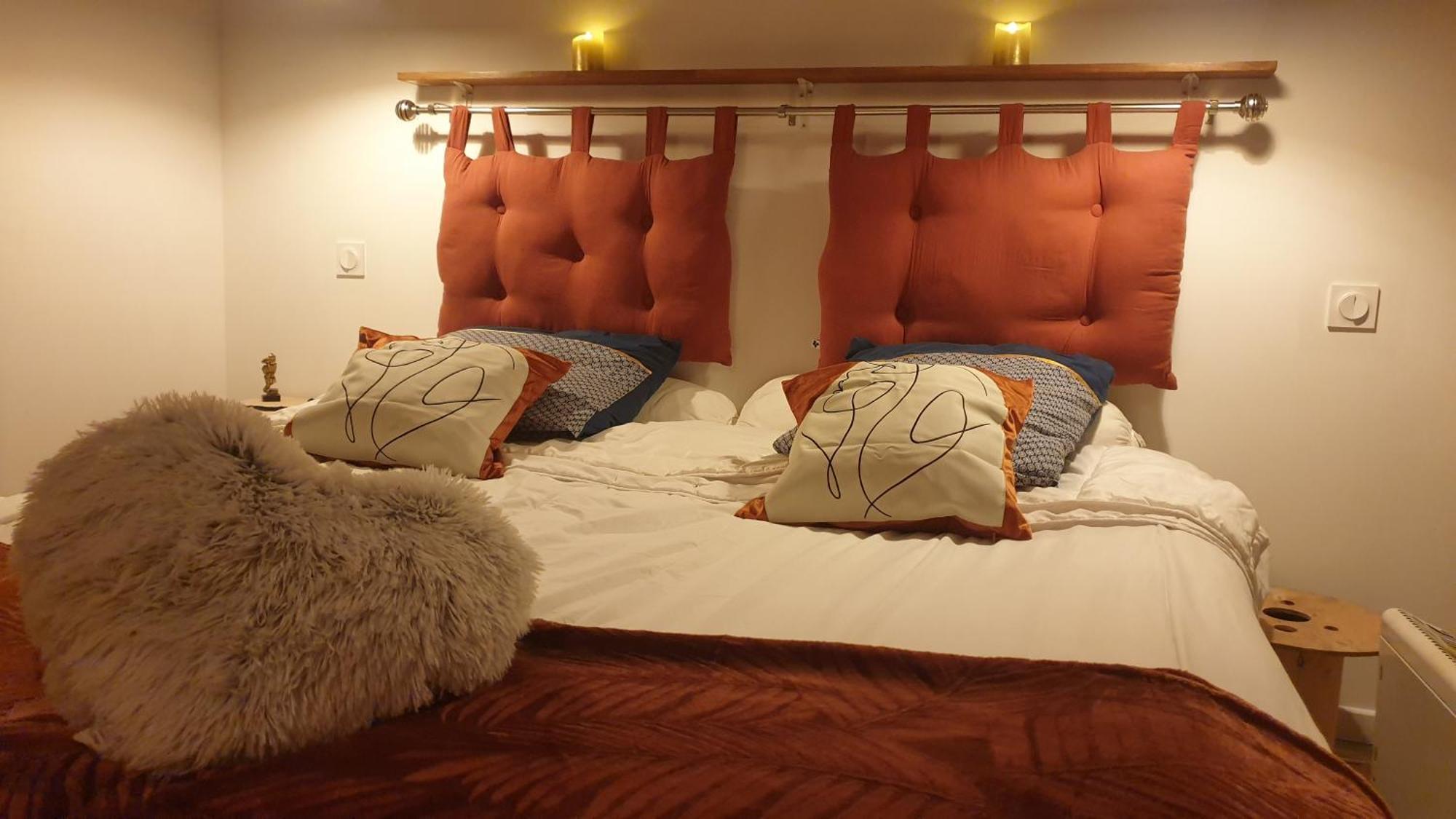 Love Room- Spa- Escale Amoureuse Puygaillard-de-Quercy Ngoại thất bức ảnh
