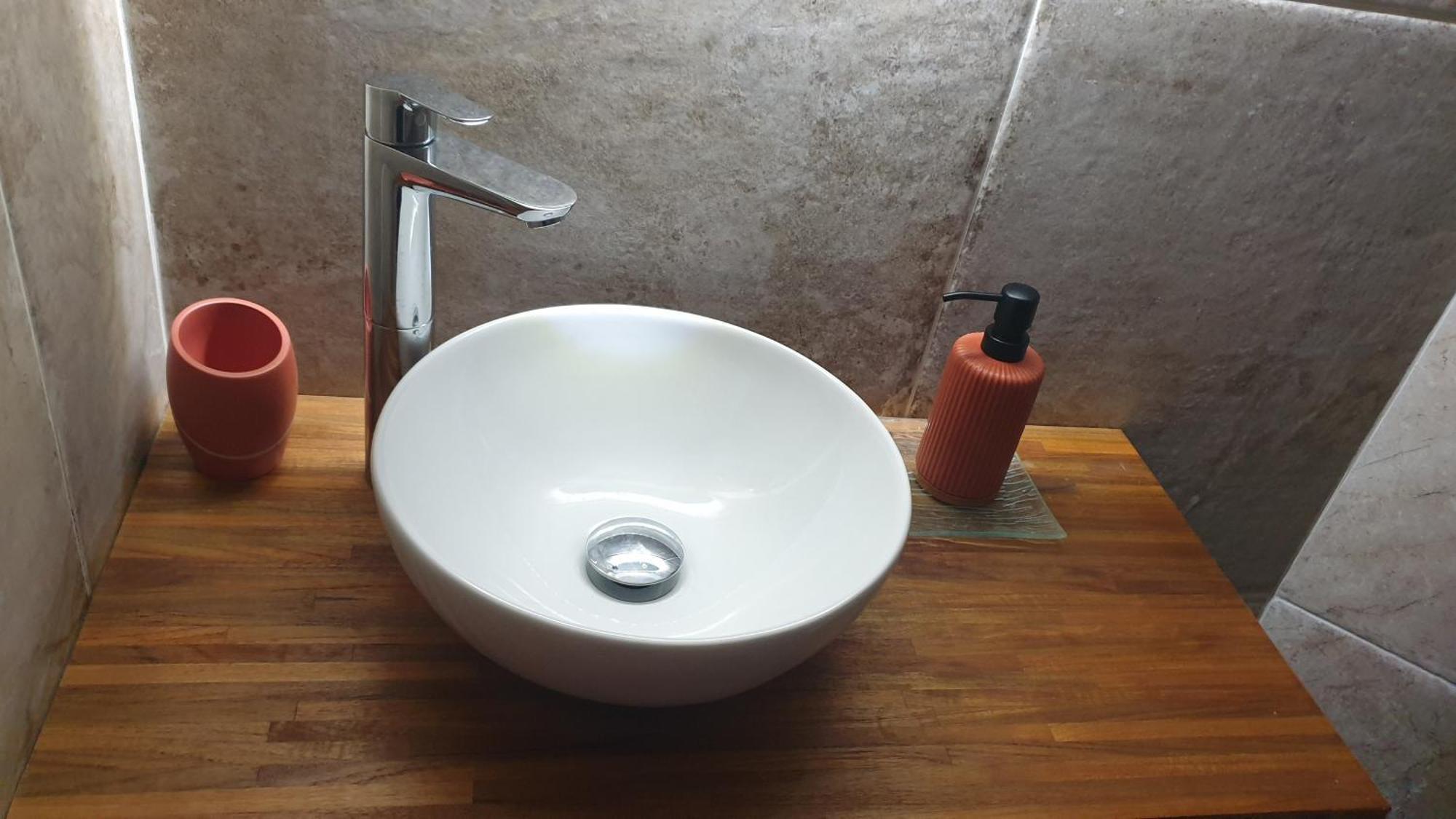 Love Room- Spa- Escale Amoureuse Puygaillard-de-Quercy Ngoại thất bức ảnh